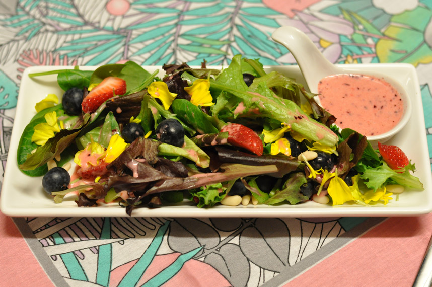 Berry Flower Salad